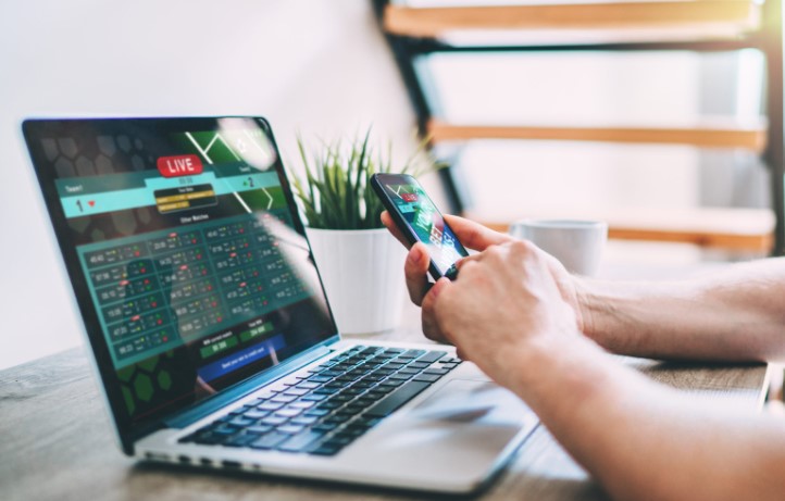 Trang web cổng game Hello88 có phải là lừa đảo không? - Hello88